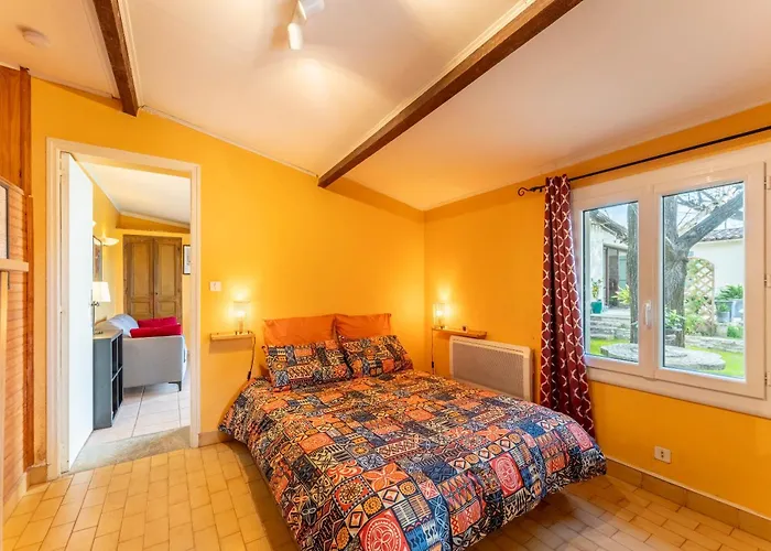 Mazet Proche Golf Holiday home